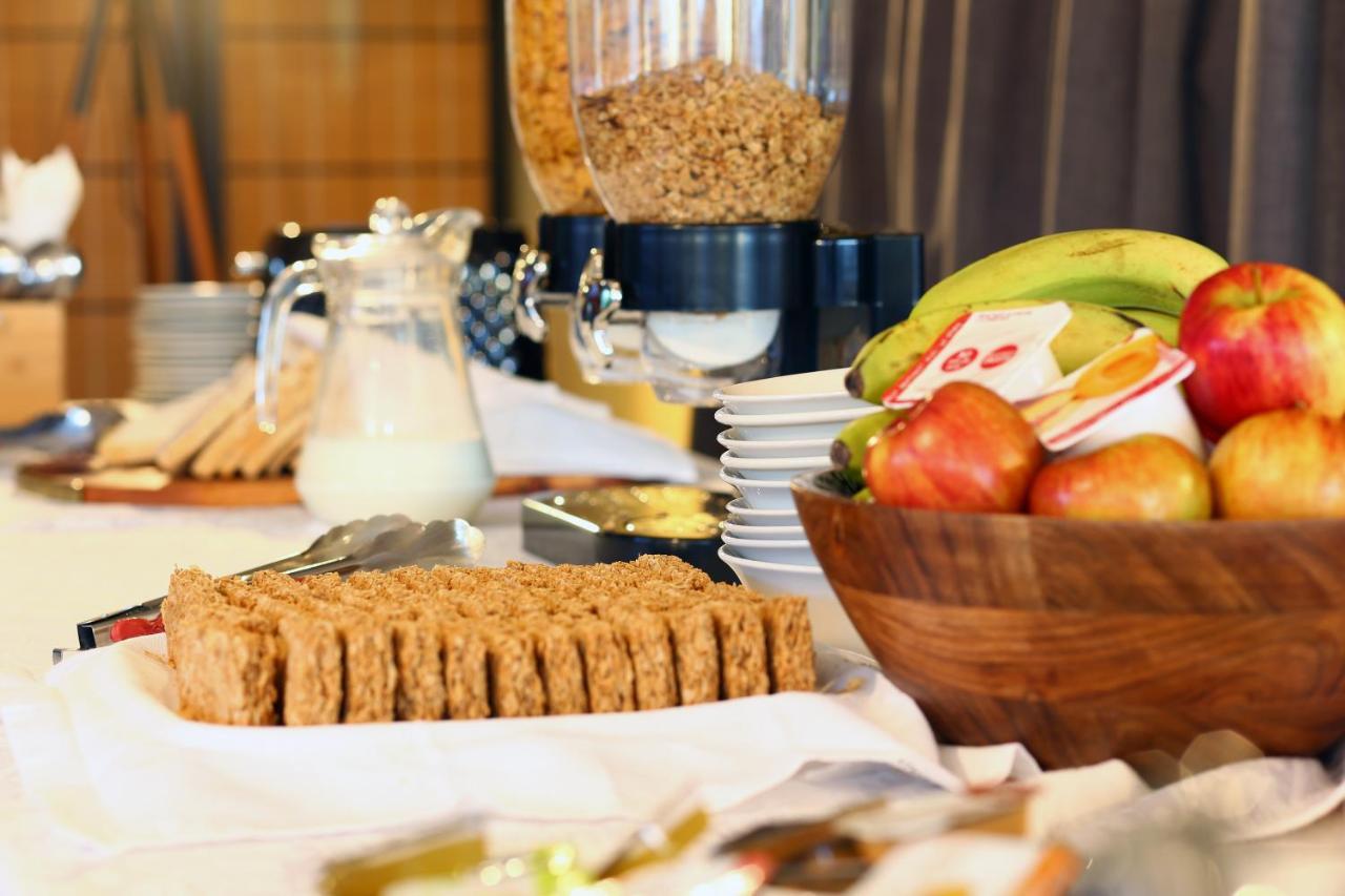 Heritage Court Lodge أومارا المظهر الخارجي الصورة
