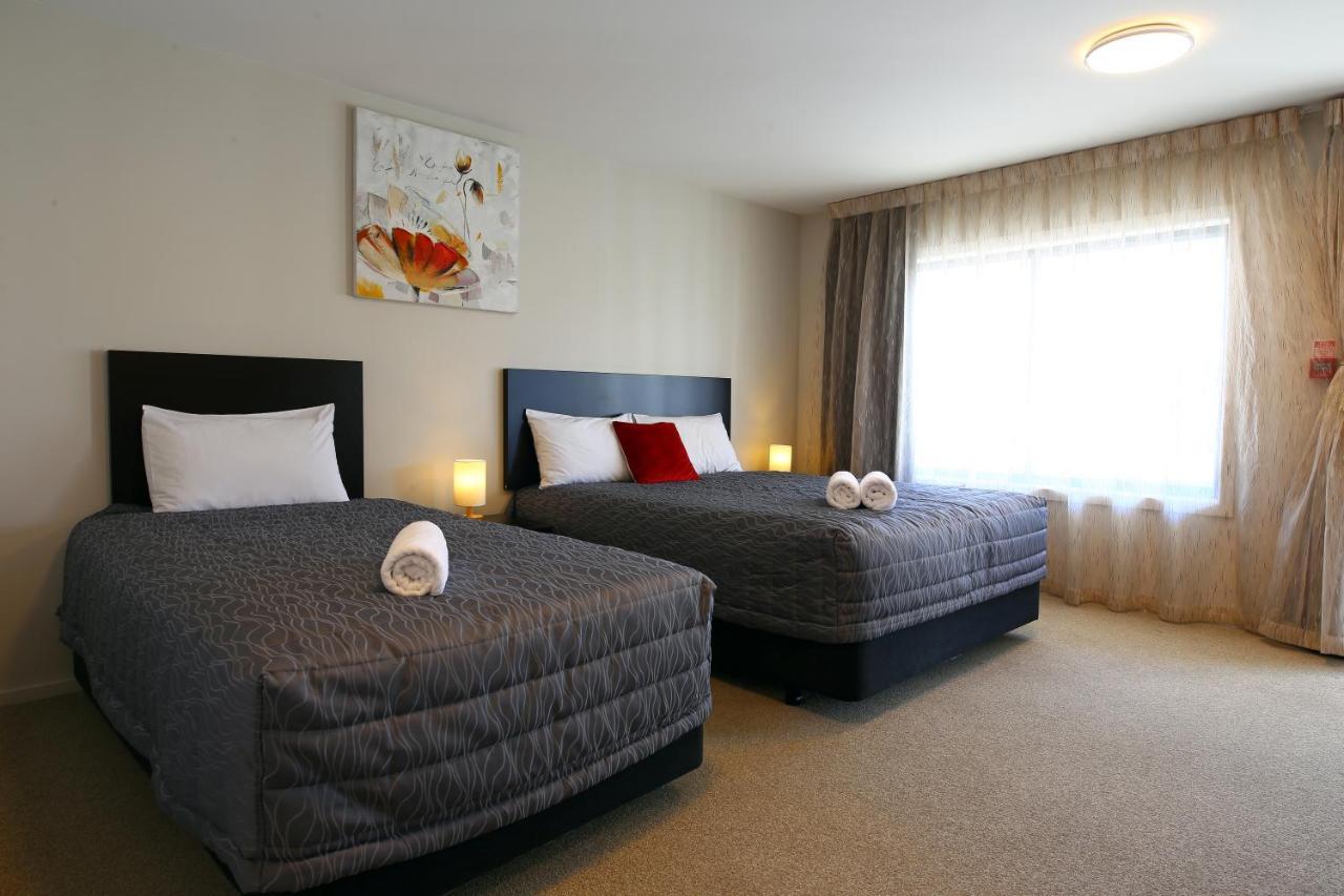 Heritage Court Lodge أومارا المظهر الخارجي الصورة