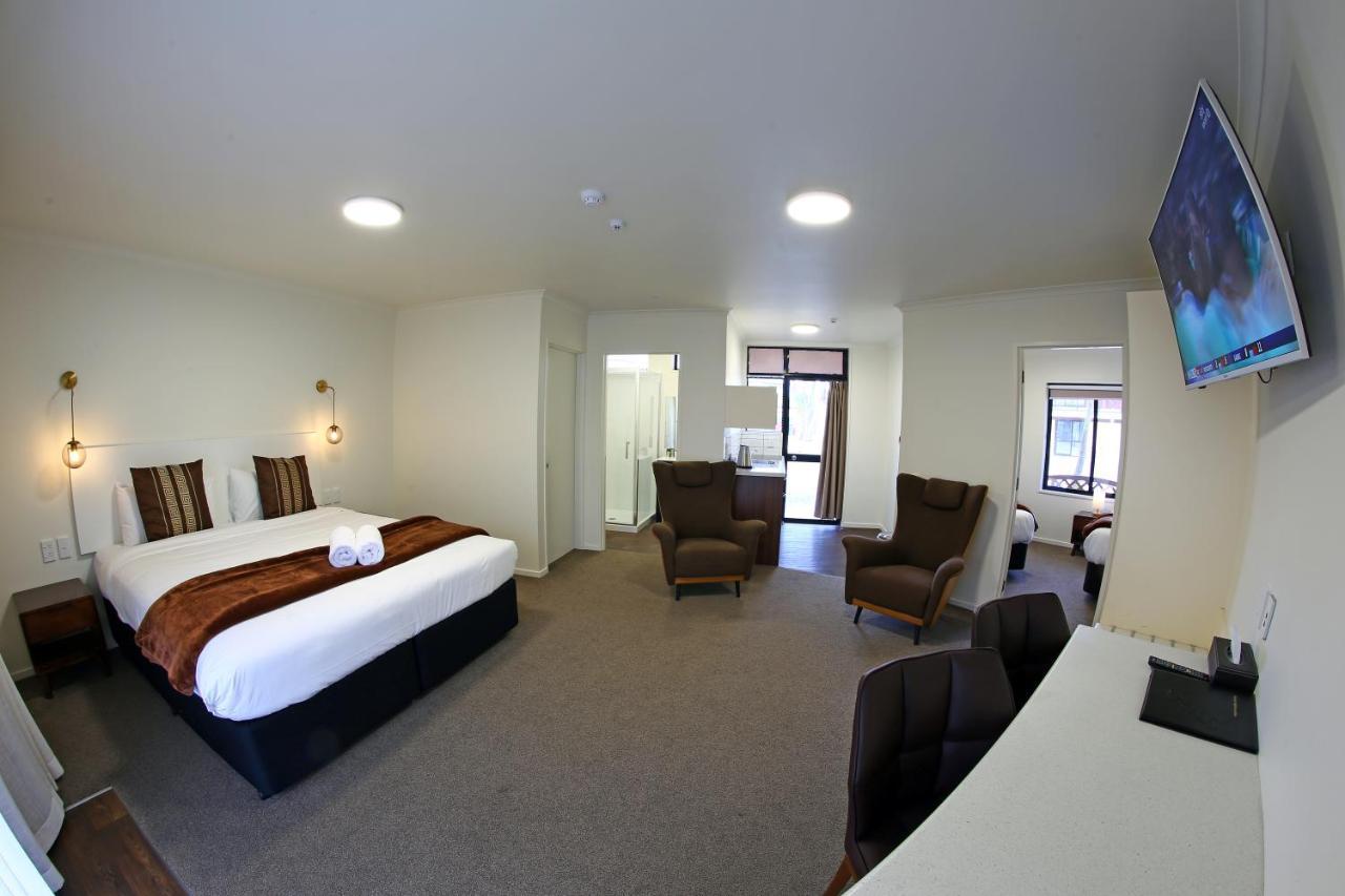 Heritage Court Lodge أومارا المظهر الخارجي الصورة