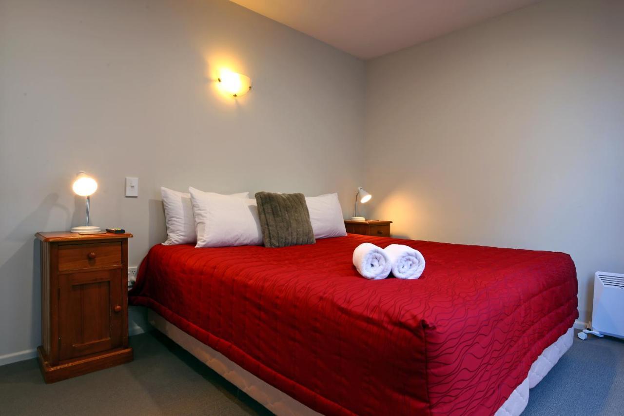 Heritage Court Lodge أومارا المظهر الخارجي الصورة